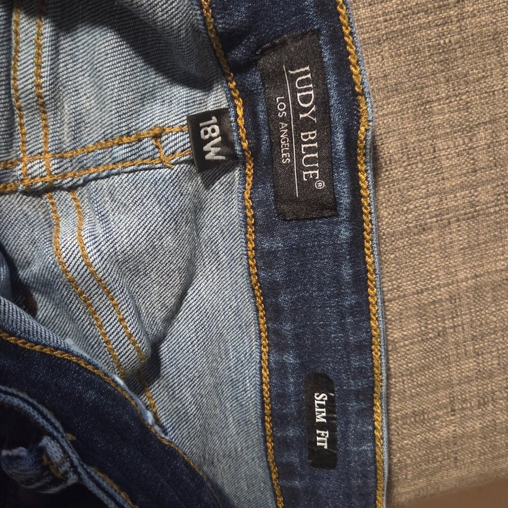 NWOT Judy Blues Non Distressed